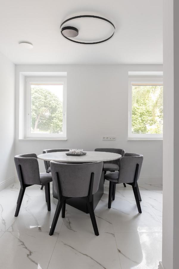 Oliwa Am Calsberg 5A Apartment กดัญสก์ ภายนอก รูปภาพ